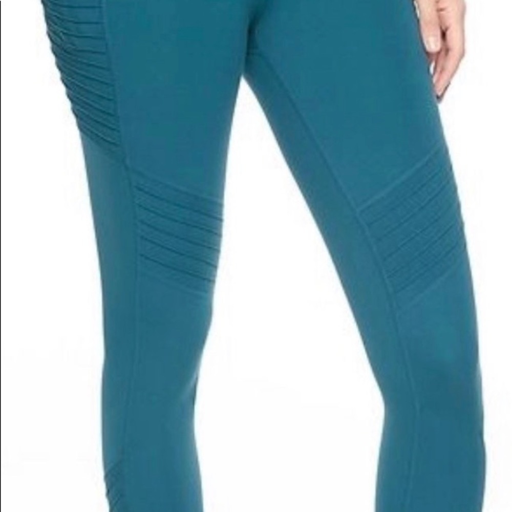 New Athleta Stash Pocket Moto Tight In Powervita